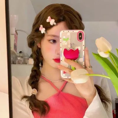 红色尾翼